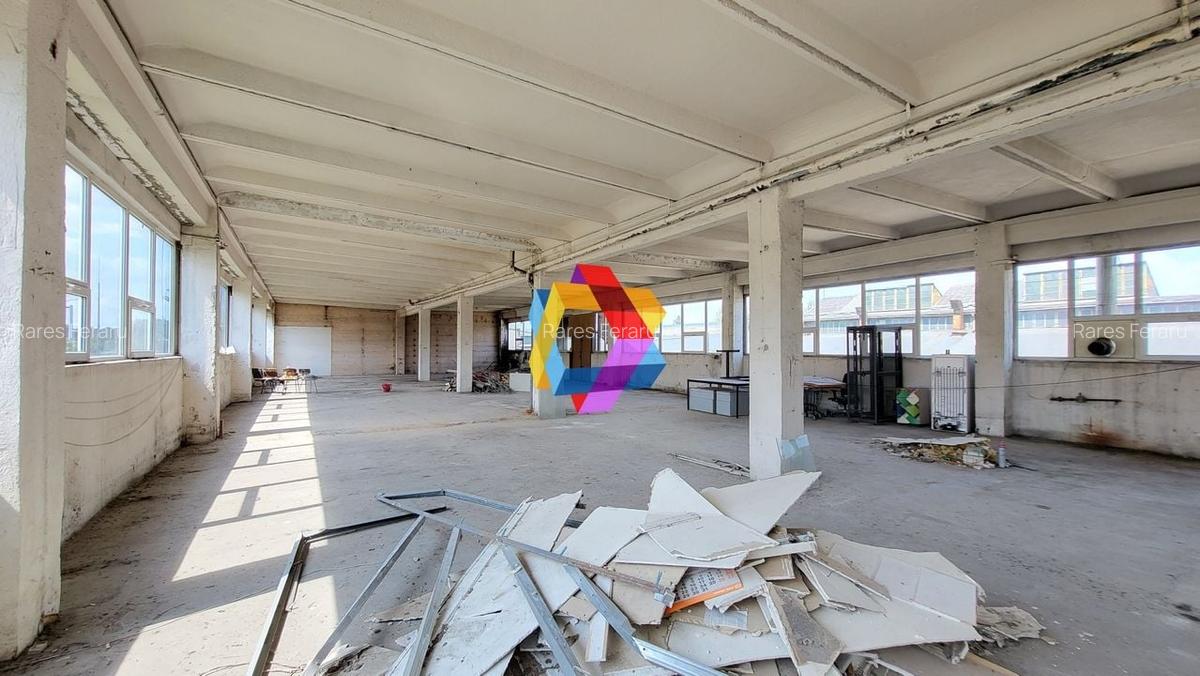 Spatiu la etaj 1 - 470 mp - 3