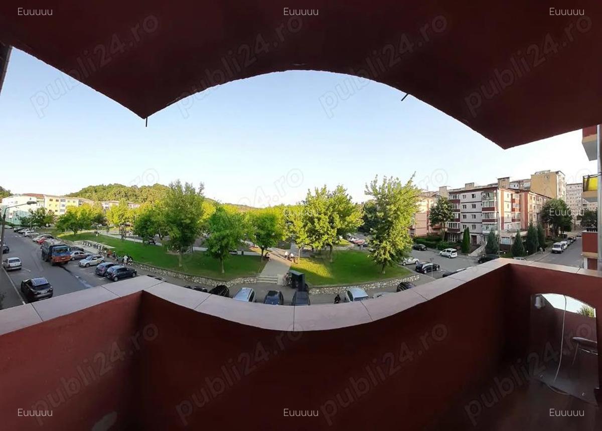Inchiriere apartament Parcul Siderurgistului - 2