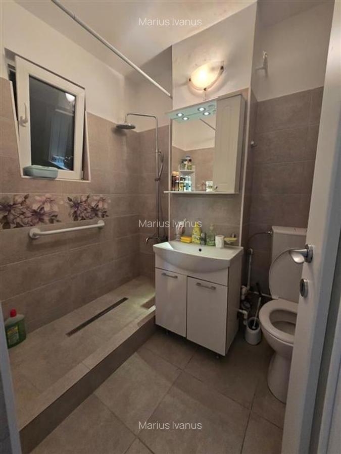 Vanzare apartament 2 camere - Podu Ros - 2