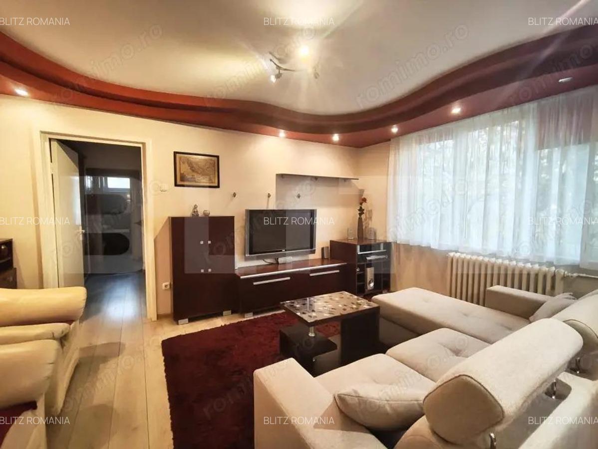 Apartament 3 camere, parcare privata, zona Rogerius - 9
