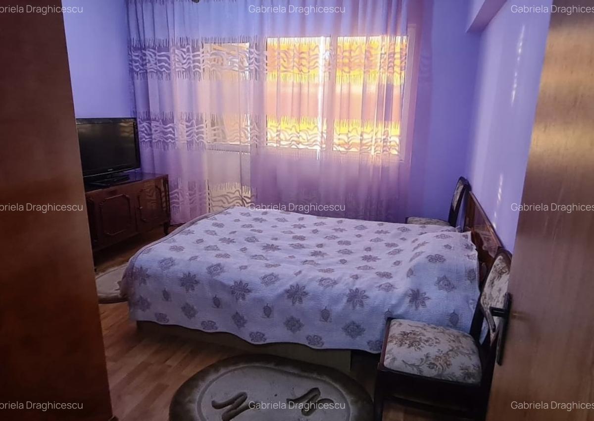 Apartament cu 3 camere decomandat, mobilat în Colentina - 13