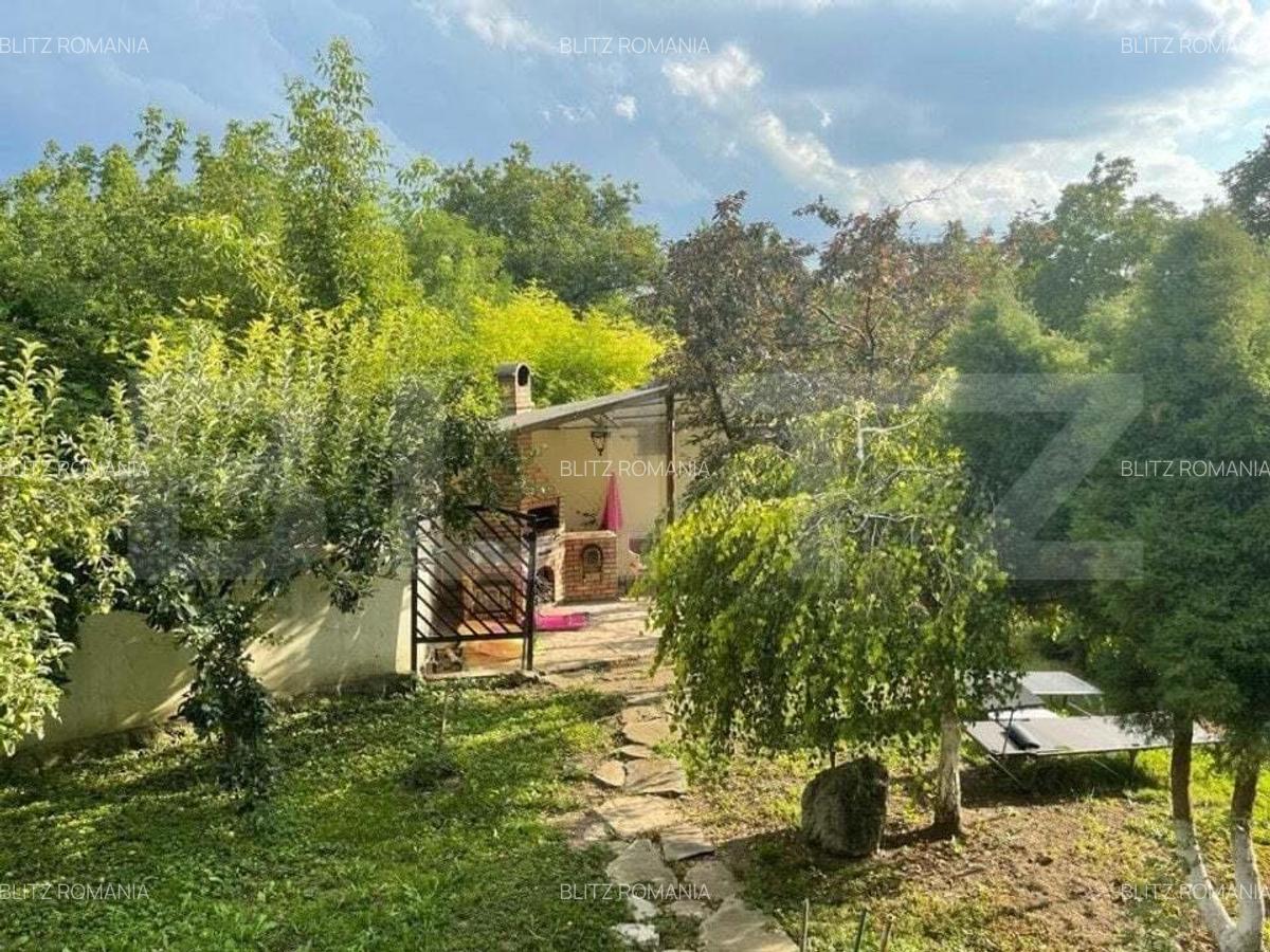 Casa 400 mp, teren 1300 mp, 3 niveluri, zona P-ta Chirila - 15