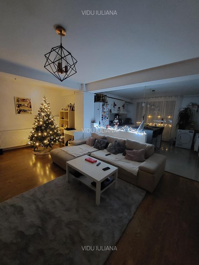 Apartament cu 3 camere semidecomandat, mobilat în Prelungirea Ghencea - 1
