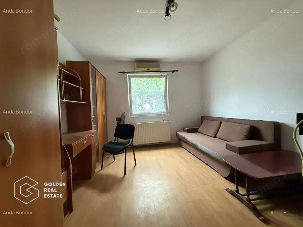 Garsoniera zona Iosefin, langa Turnul de Apa si malul raului Bega - 2