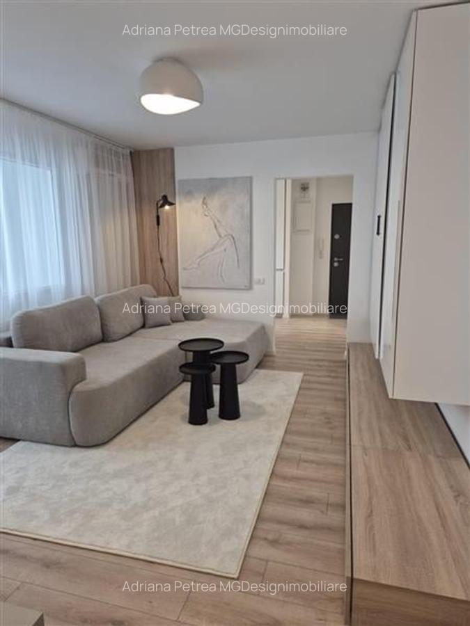 Apartament cu 3 camere semidecomandat, mobilat în Circumvalațiunii - 11