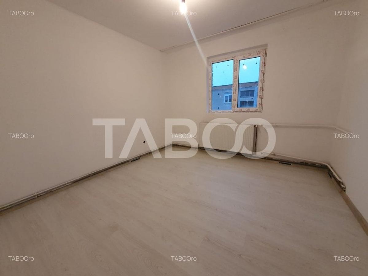 Apartament cu 2 camere decomandat, mobilat în Est - 3