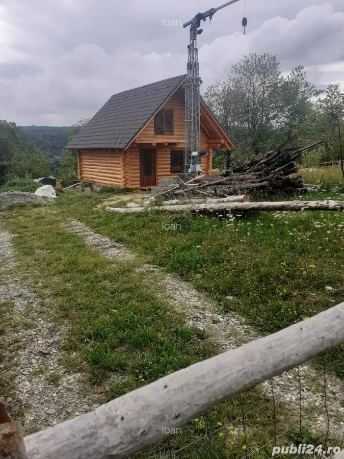 Cabana din lemn rotund - 3