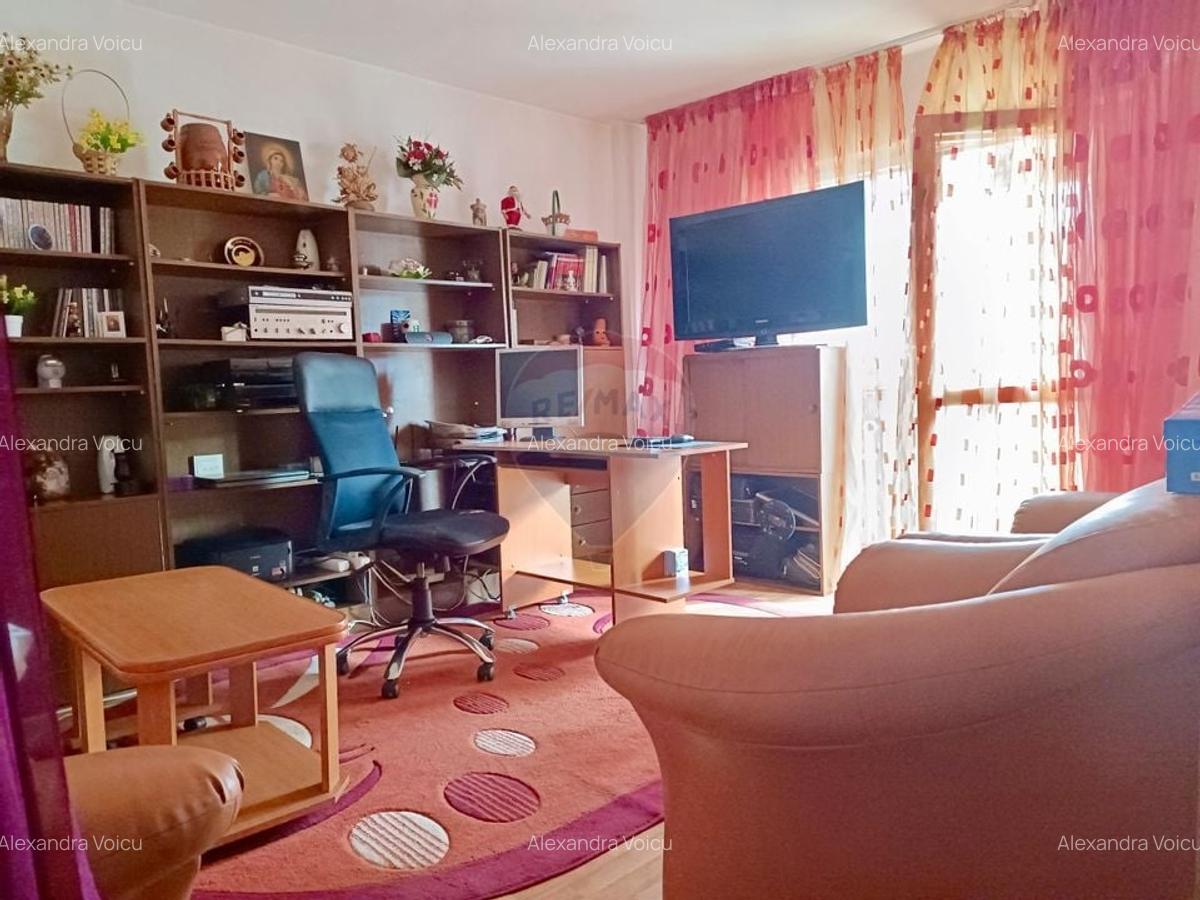 Apartament  panorama superba intrare Racadau - 5