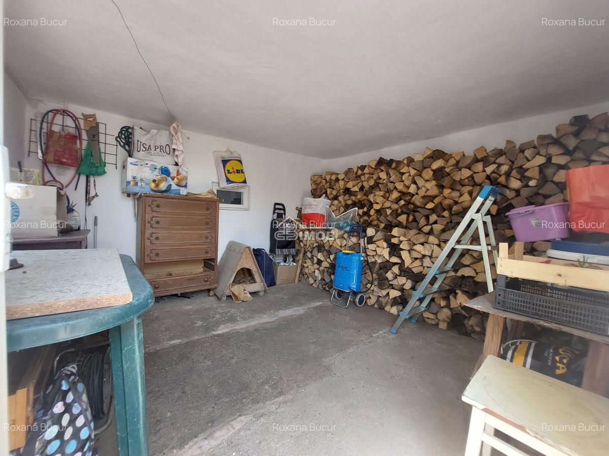 Casă cu 3 camere în Comișani - 13