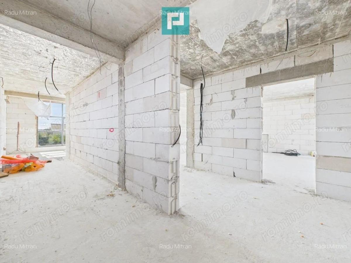 Casa cu etaj la gri in Zimandul Nou - 12