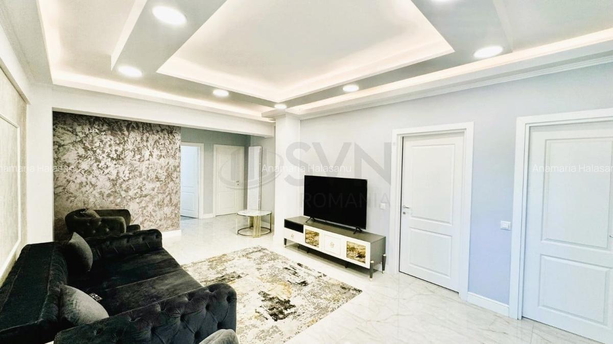 Apartament cu 4 camere semidecomandat în Bucureștii Noi - 1