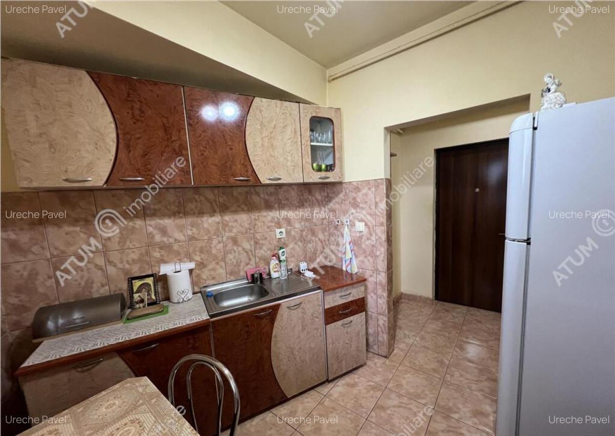 Garsoniera decomandata cu balcon si pivnita zona Turnisor - 5