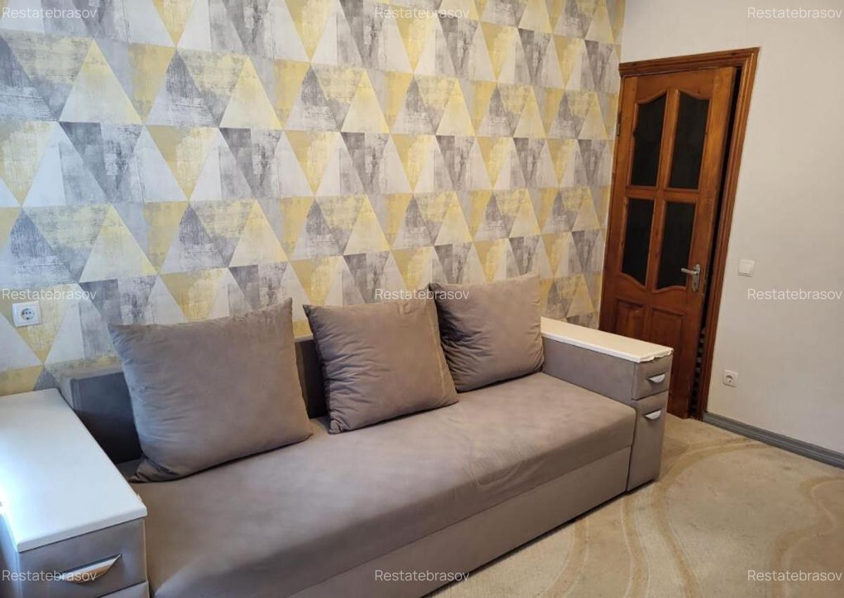 Apartament cu 2 camere in zona Tractorul - 3