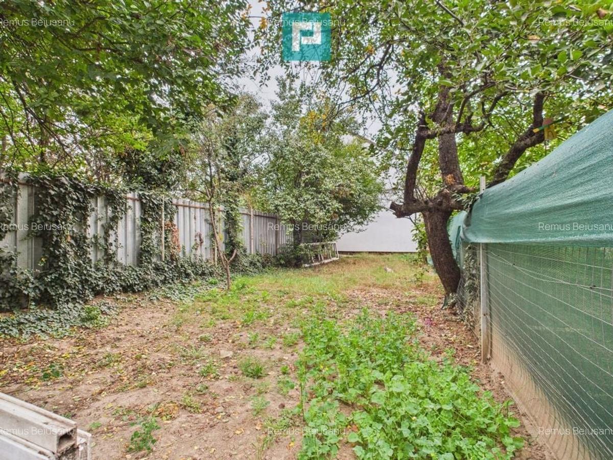 Casă 2 camere + anexe, teren 234 mp. - 8