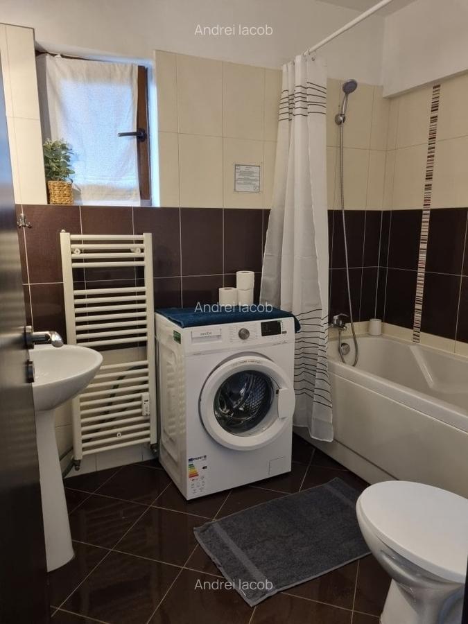 Proprietar - Inchiriez apartament 2 cam zona Palas - Sf. Lazar - Bloc Il Primo - 9