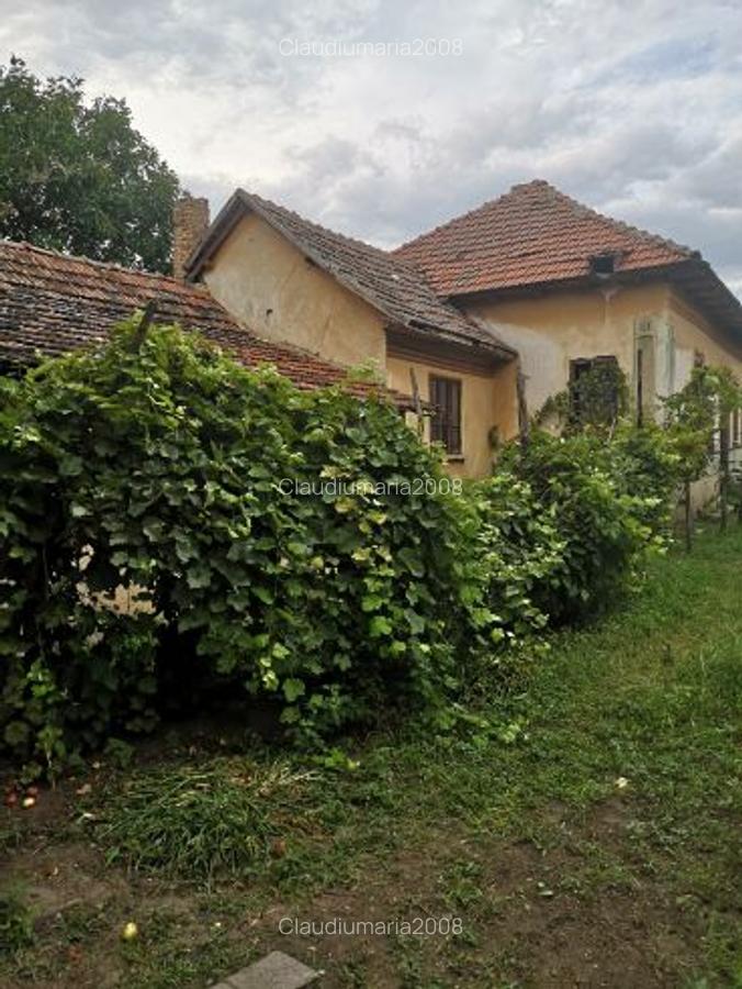 Vând casă în Bistret preț 10.000 € negociabil - 6