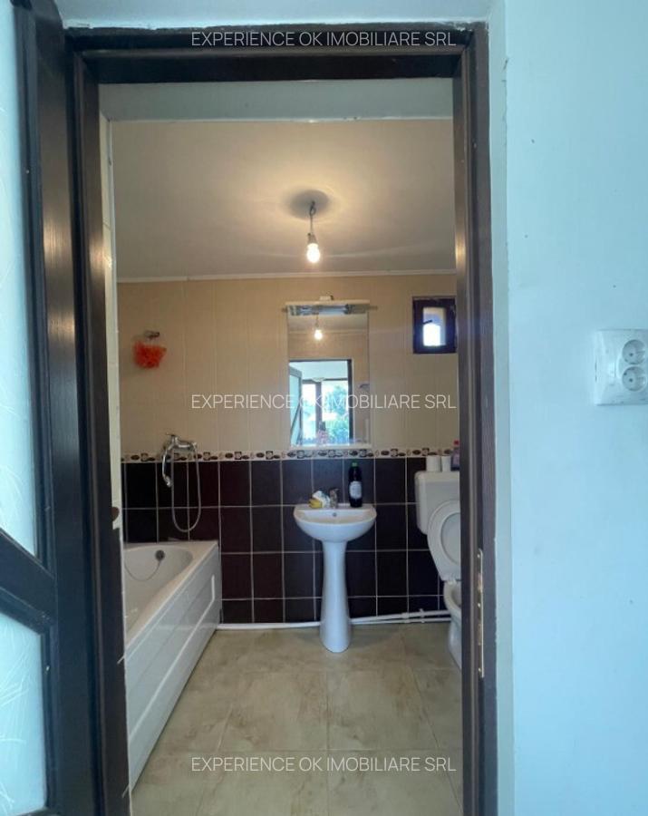 Casa 4 camere P+1E zona 3 Insule - 9
