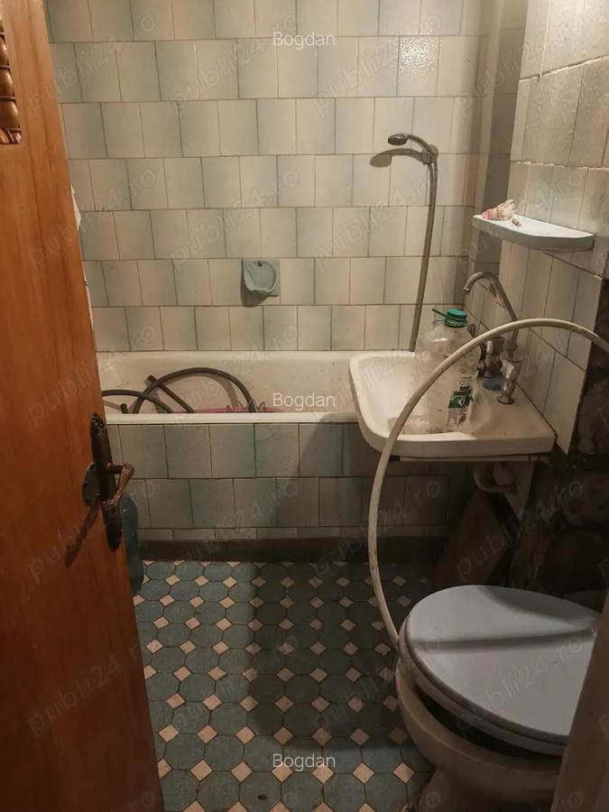 Vanzare apartament 2 camere decomandat - 2