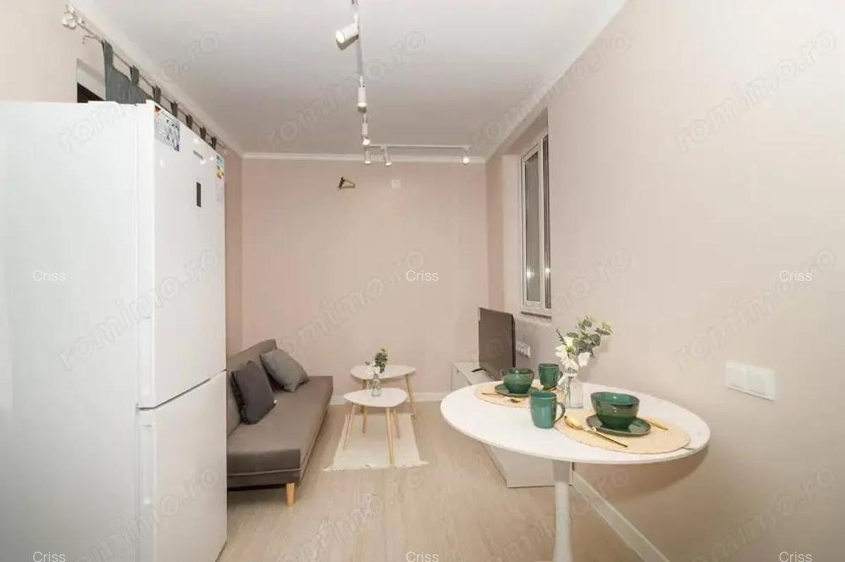 Apartament doua camere zona 1 mai - 3