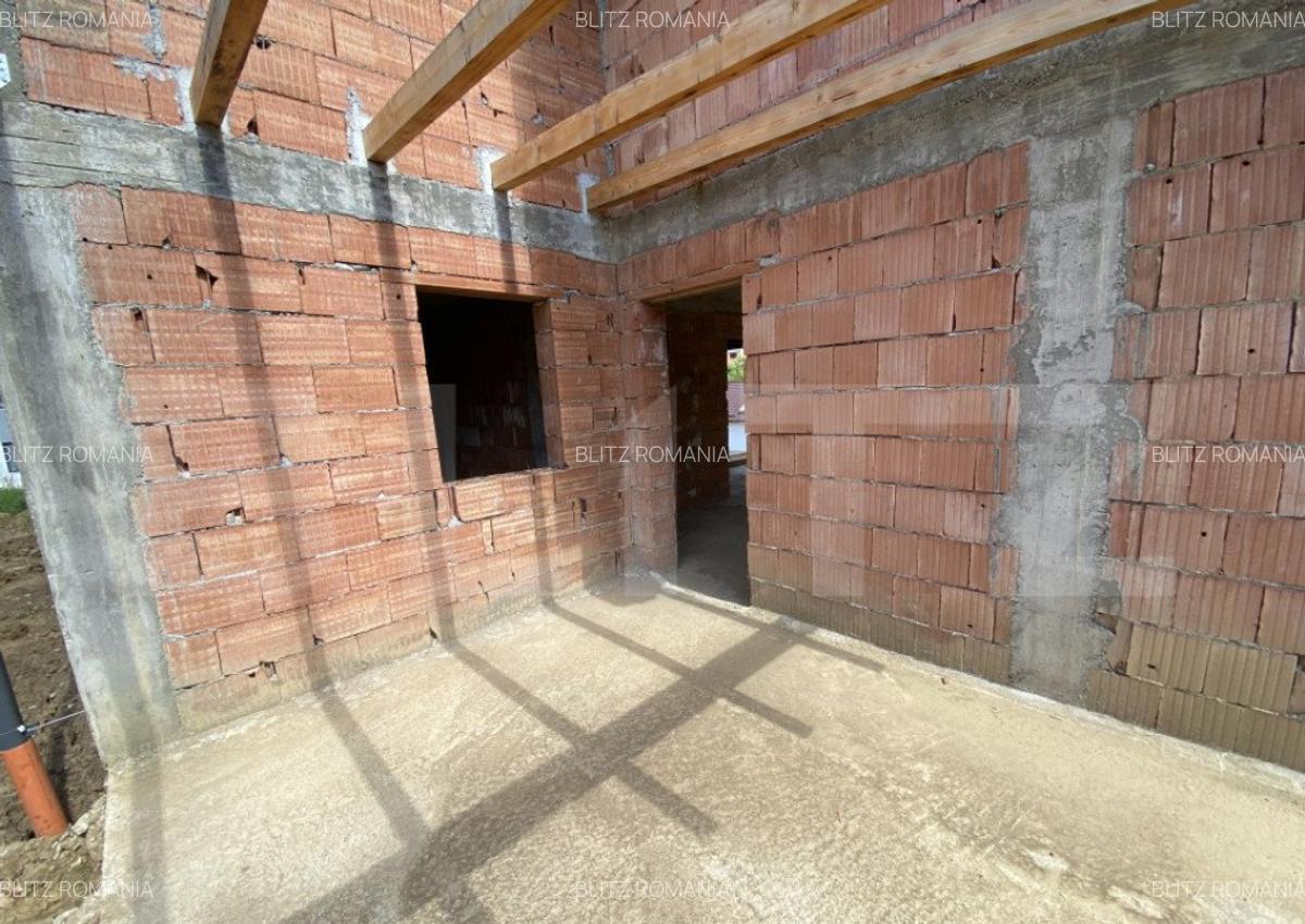 Casa familiala la rosu in suprafat utila de 199 mp si 400 mp - 8