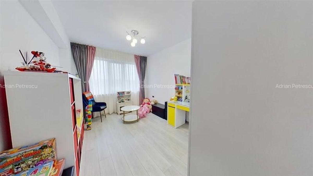 Apartament cu 3 camere decomandat, mobilat în Tractorul - 6