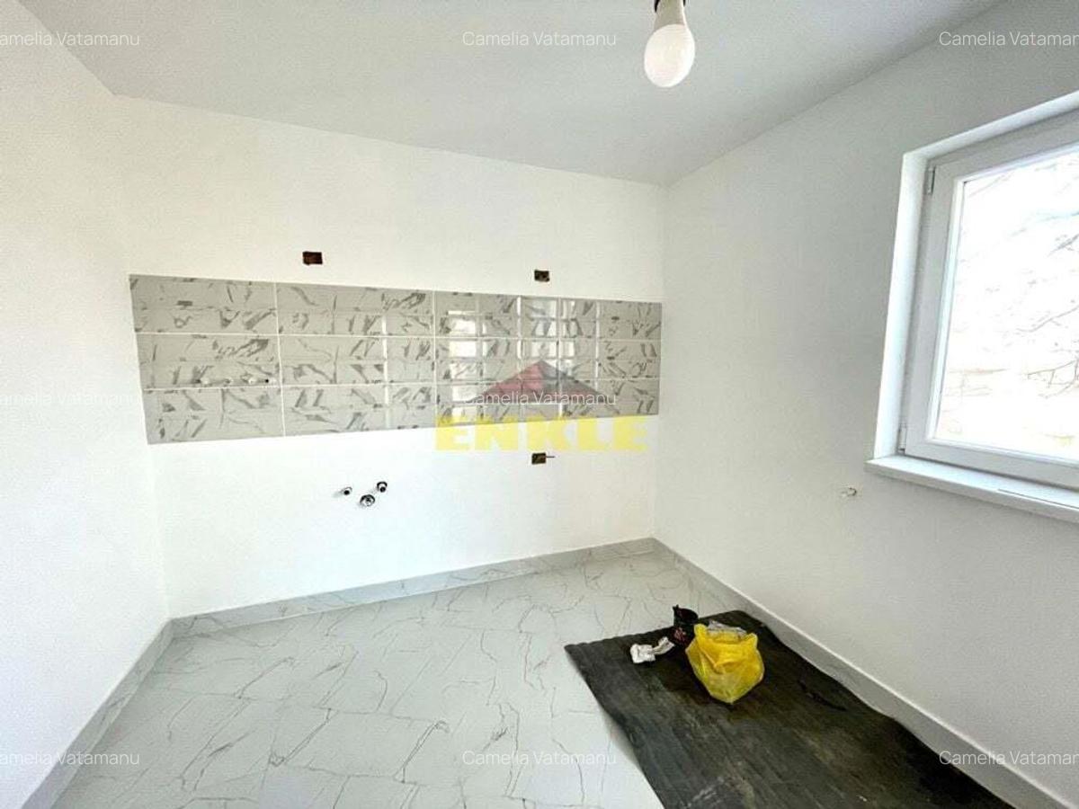 De vanzare casa+anexa, zona Savenilor - 1