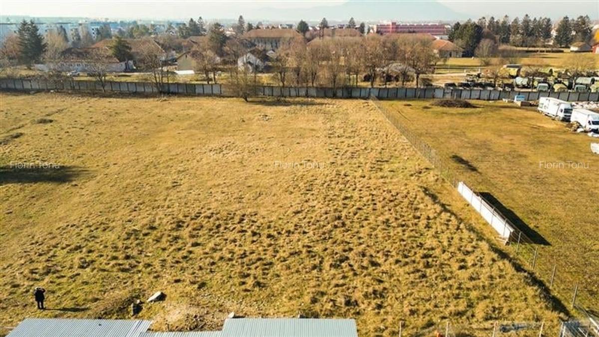 Teren intravilan, pe 3.500 mp, pozitie apreciabila, Grivitei, Brasov - 4