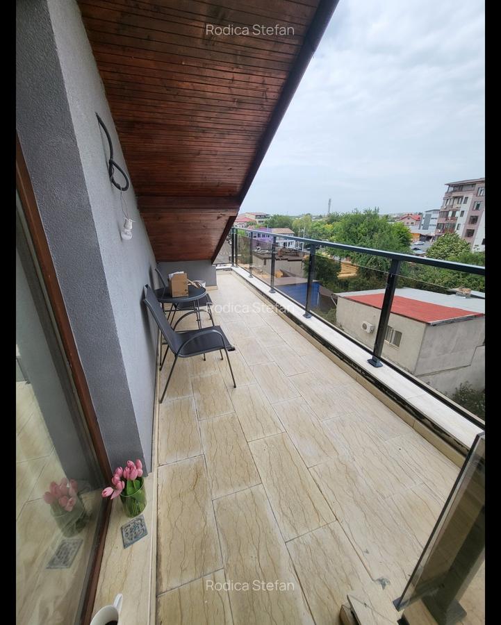 Apartament cu 3 camere semidecomandat în Bucureștii Noi - 13