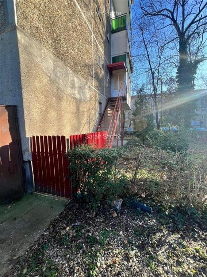 Garsonieră decomandată în Decebal - 6