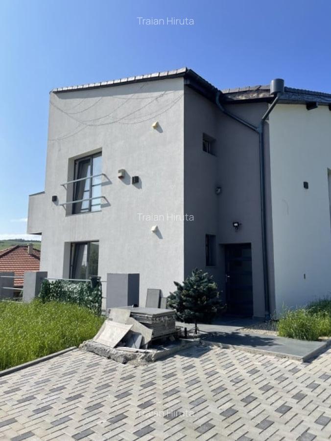 Casă individuală cu 4 camere în Exterior Est - 18