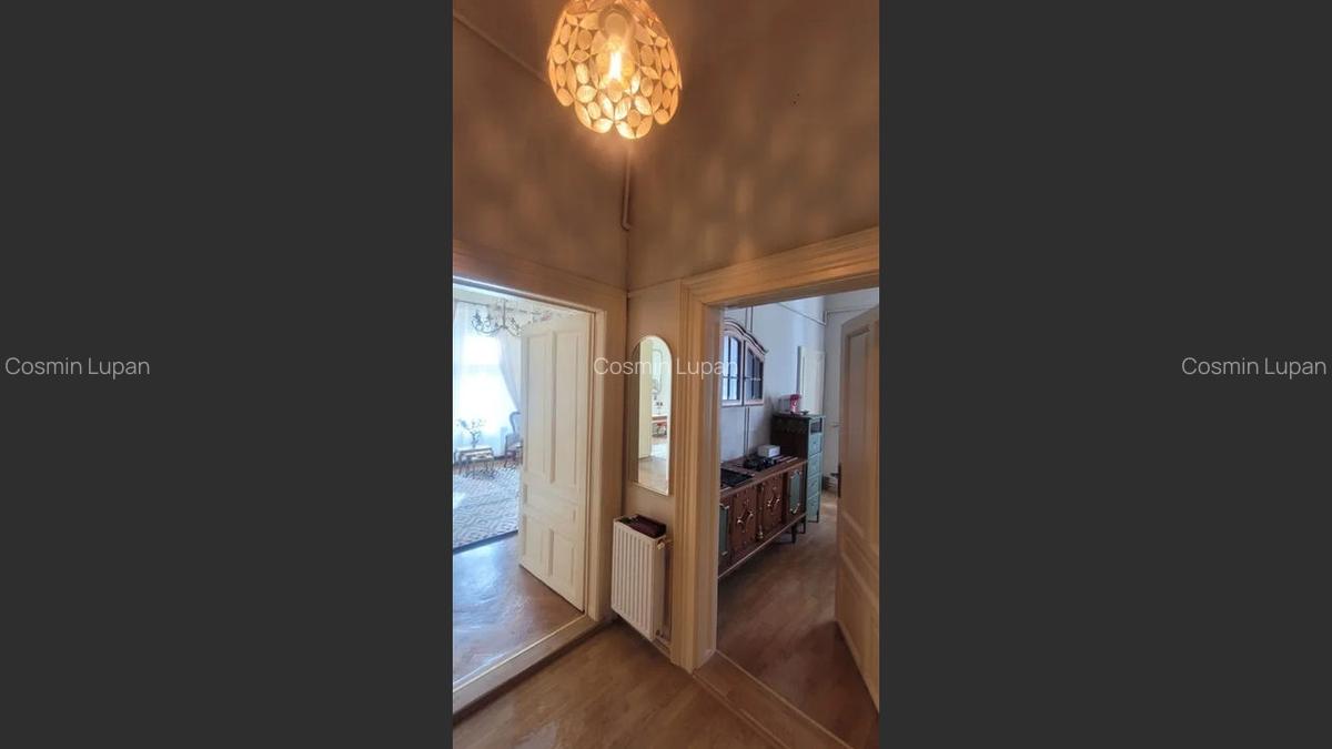 Apartament boem la poalele Tampei, în inima centrului istoric - 6