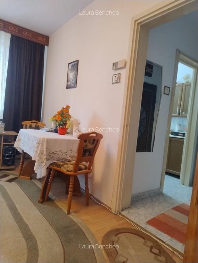 Apartament 2 camere, etaj 2/4, zona Garii - 2