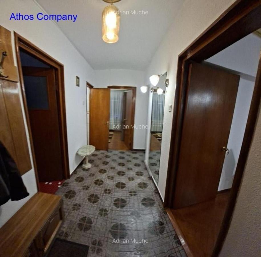 Apartament cu 3 camere decomandat, mobilat în 1 Mai - 5