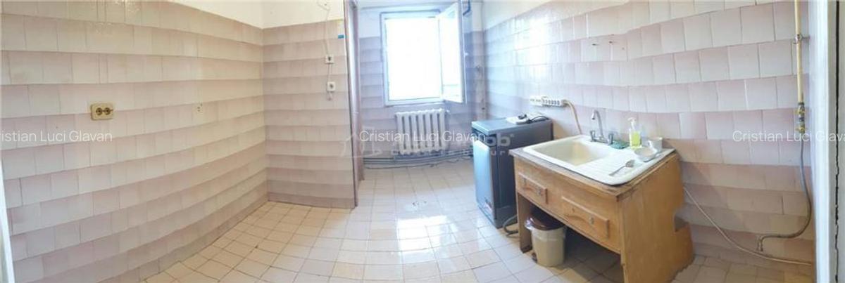 Apartament 3 cam decomandat zona F-uri Dunarii - 2