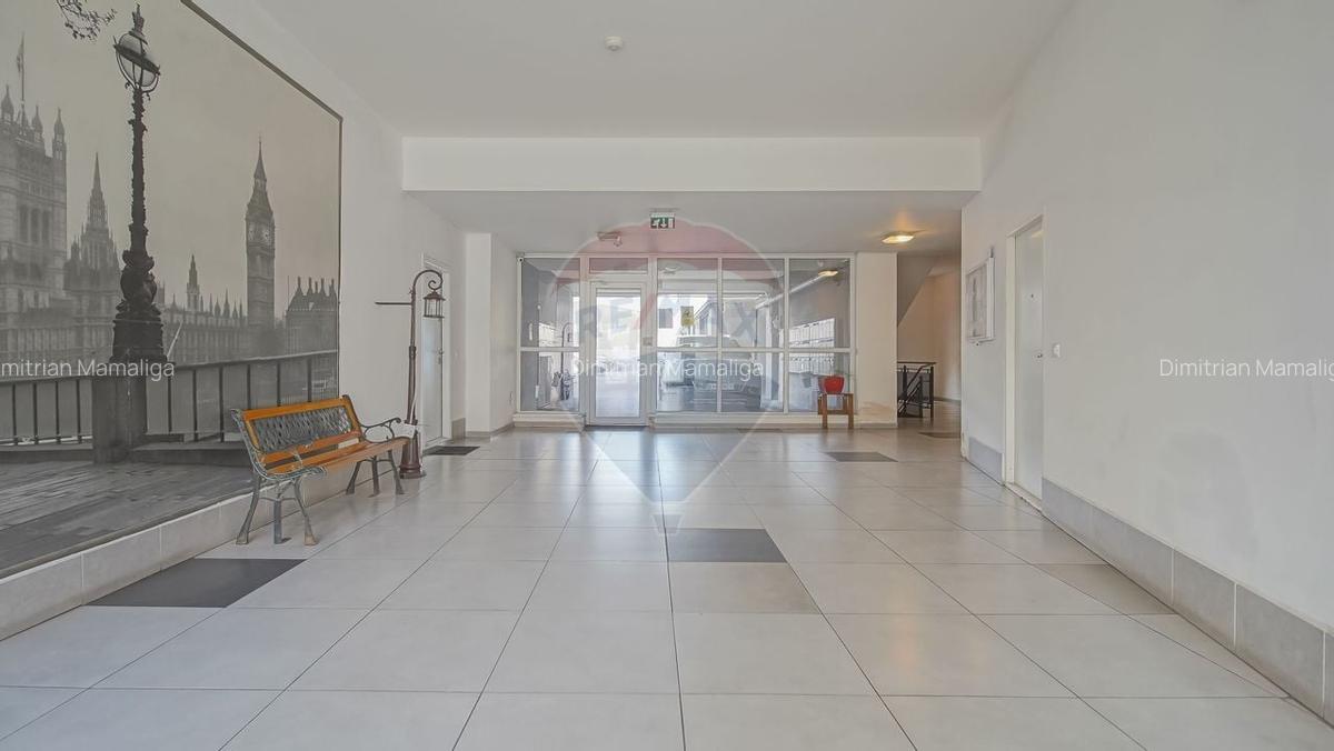 Apartament cu 3 camere semidecomandat, mobilat în Răcădău - 19