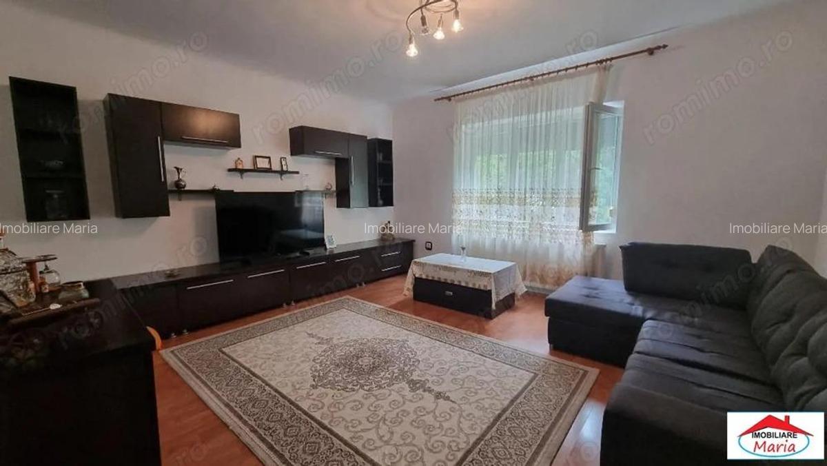 Casa solida situata semicentral cu acces auto, 159000 Euro - 4