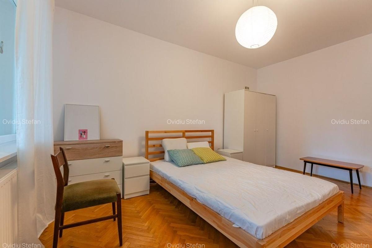 Apartament 3 Camere Decomandat de Închiriat - Zonă Centrală, Brașov - 4