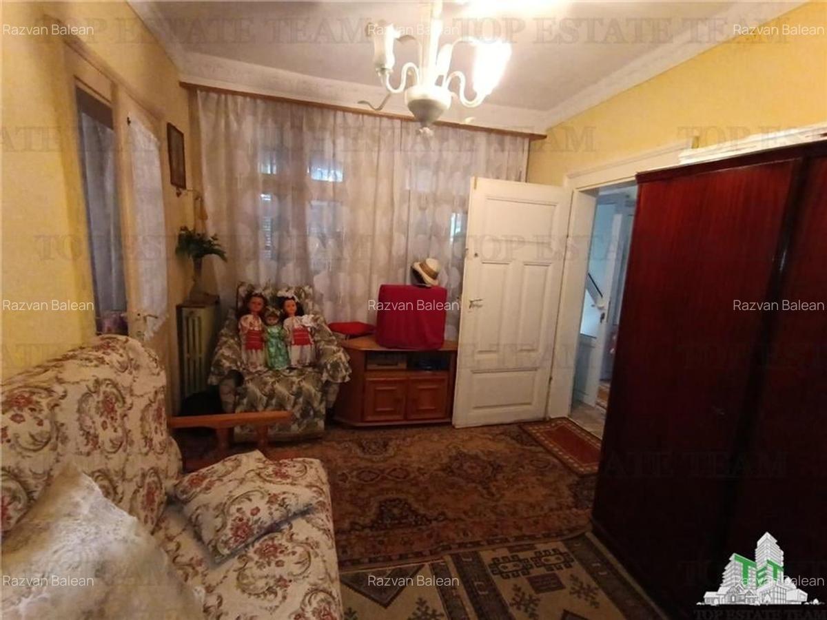 Casa, gradina si curte intrun peisaj de poveste, aici in Slanic Prahova, unde ae - 9