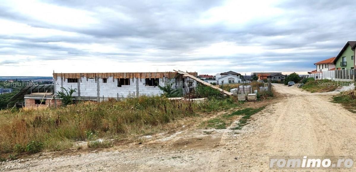 Teren intravilan 1237 mp, strada Colinelor - 3