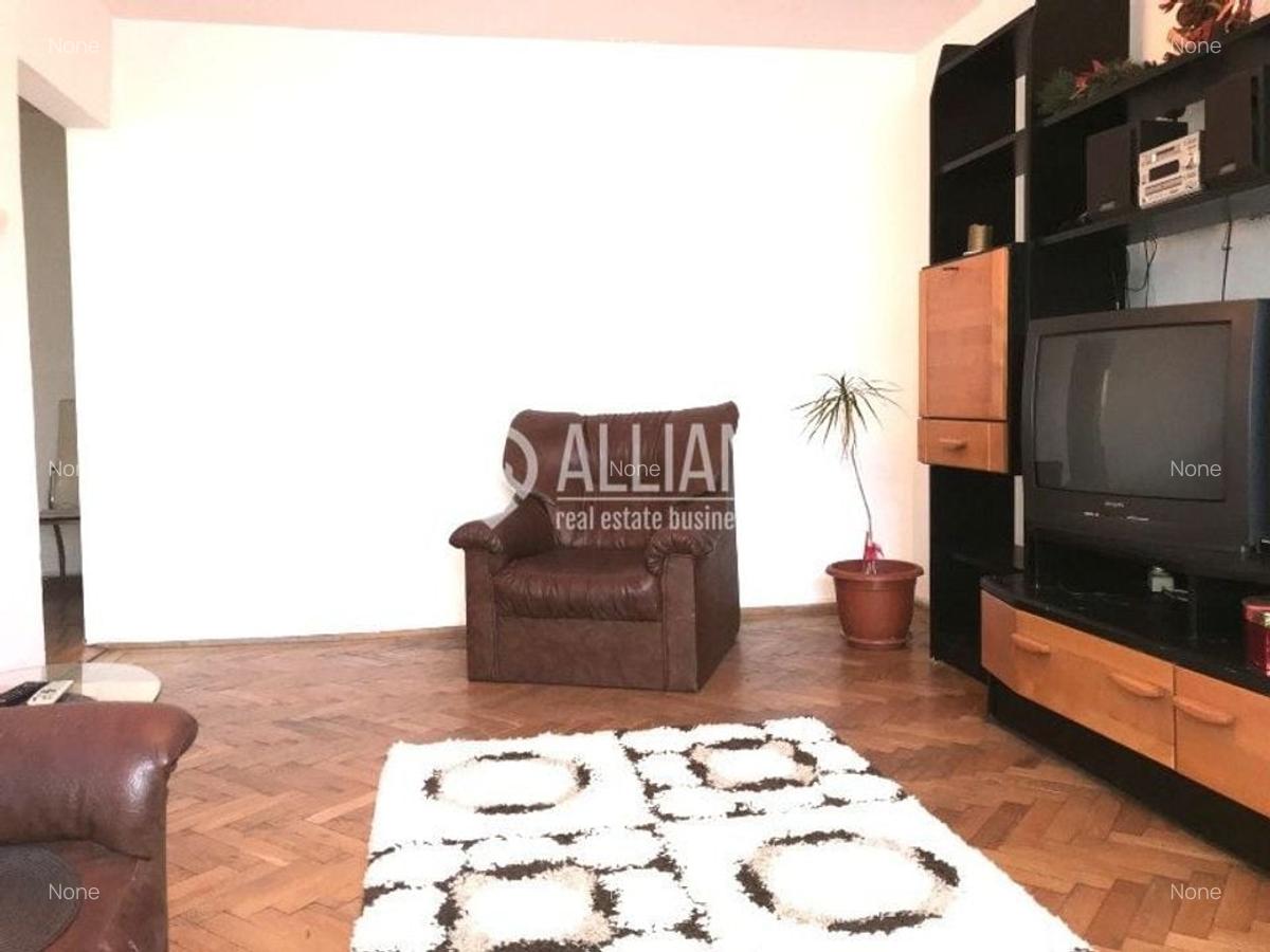 GARA-ABATOR- Apartament de 3 camere foarte spatios si luminos! - 4