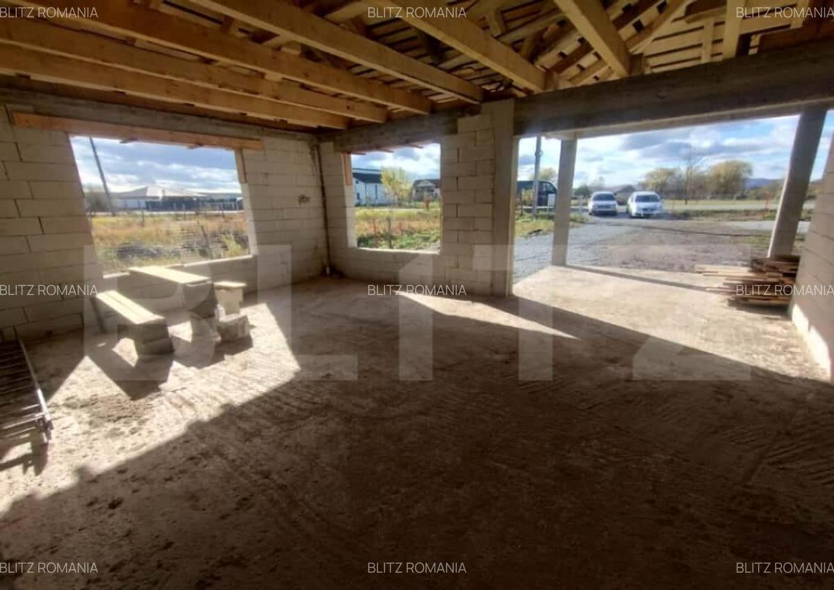 Casa cu 4 camere, 153 mp utili, teren 1000 mp extravilan, ut - 21