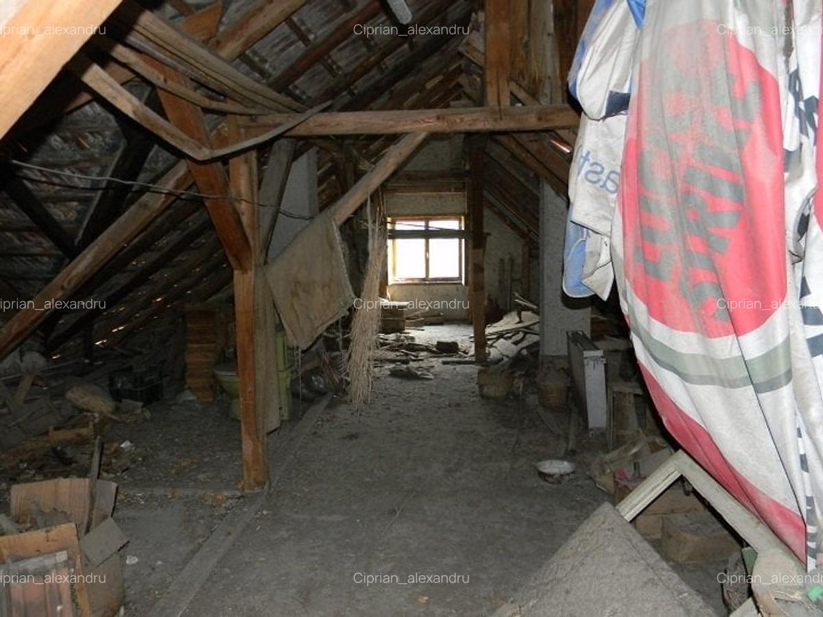 Casă cu 5 camere în Bartolomeu - 10