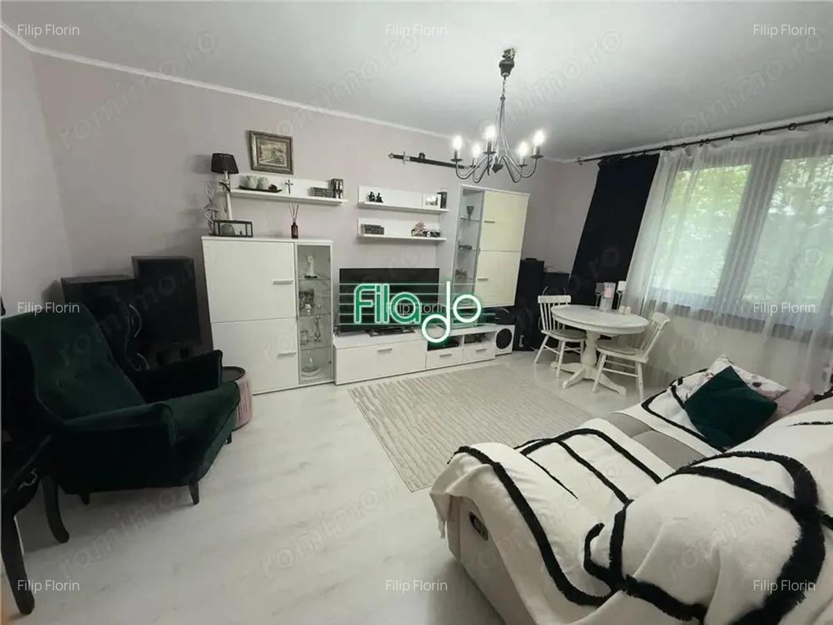 Apartament 4 camere 1 Decembrie 1918, Trapezului - 1