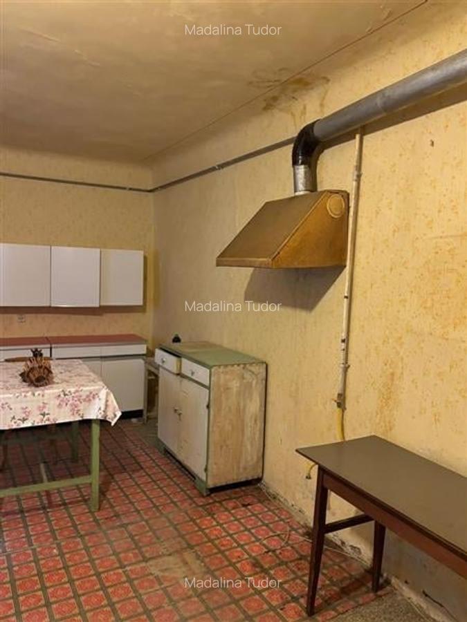 Apartament cu 3 camere semidecomandat în Centrul Istoric - 10