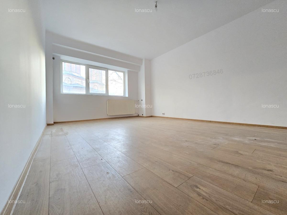 Unirii - Fantani, Casa Poporului, etaj 1, decomandat - 4