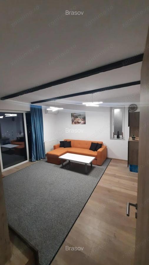 Bra?ov , Kasper Coresi Mall ,3 camere ,doua bai ,parcare - 1