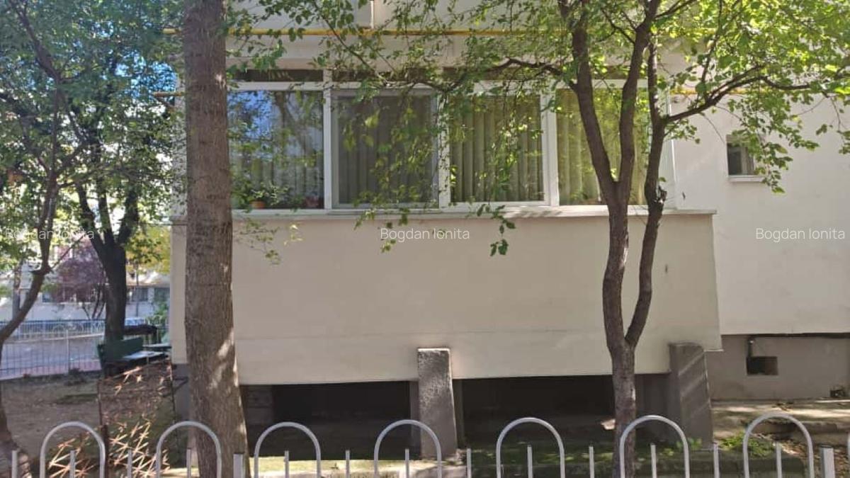 Apartament 3 Camere -Parter Inalt  -2 Bai - Parcare - La Mall Vitan - 18