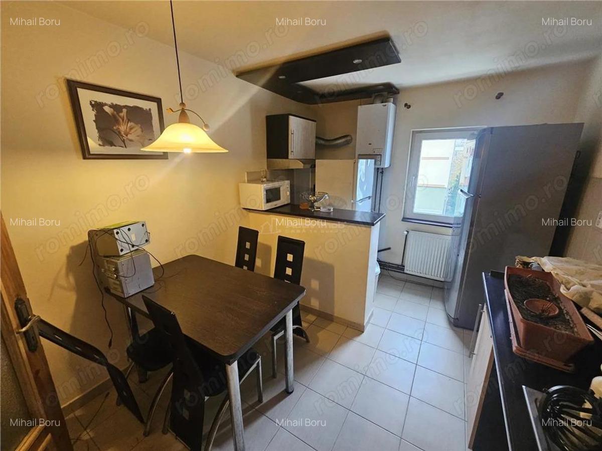 Resita, 4 Cam. Dec., Mobilat+Utilat, Et. 2, Micro 4 - 8