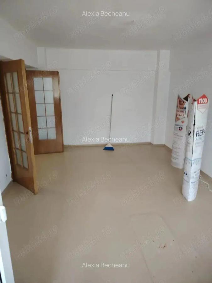 De inchiriat apartament 2 camere, nemobilat, Mihai Bravu - 1