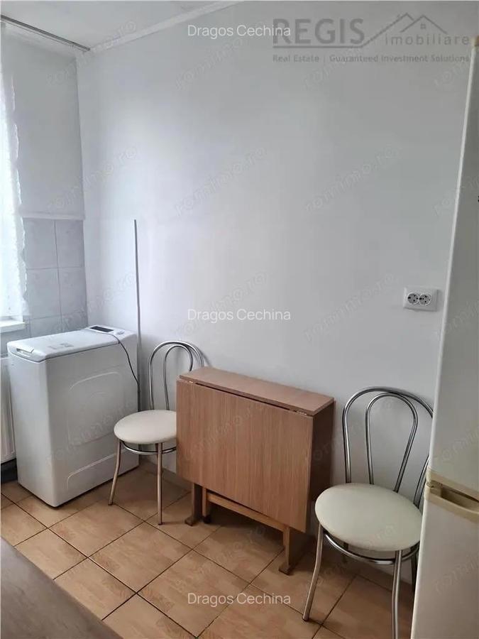 Apartament Renovat cu 2 Camere si Parcare in Astra - 5